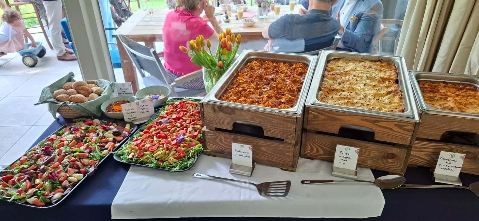 Buffet lente en zomer met zalm en gremolata